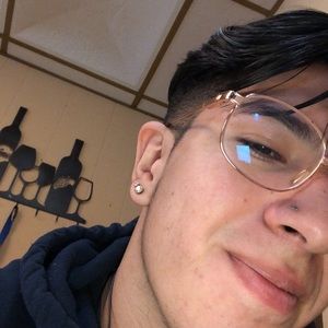 Meet your Posher, Marcos